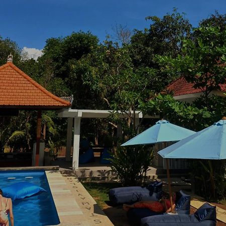 Castaway Island Hostel Lembongan Dış mekan fotoğraf