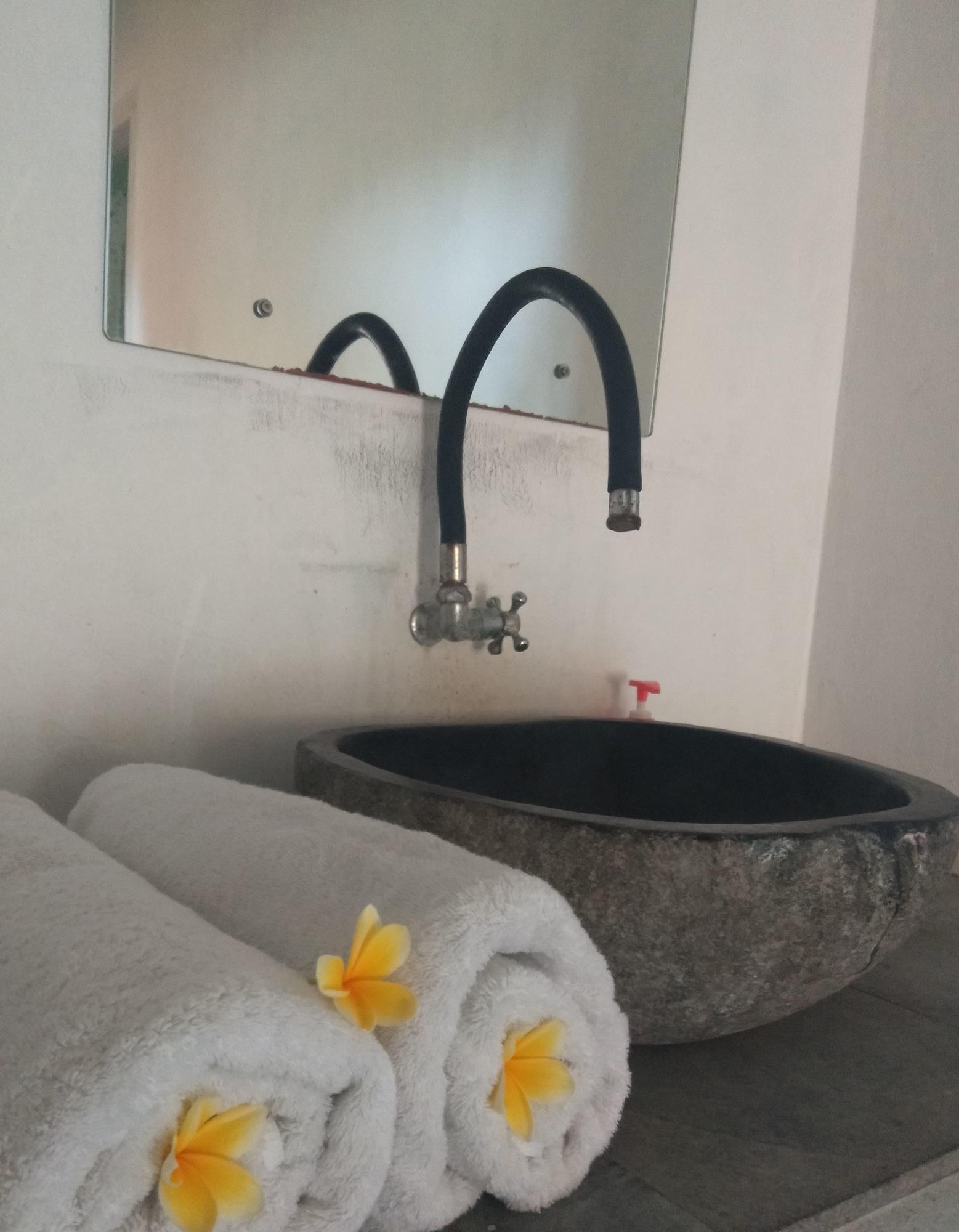 Castaway Island Hostel Lembongan Dış mekan fotoğraf