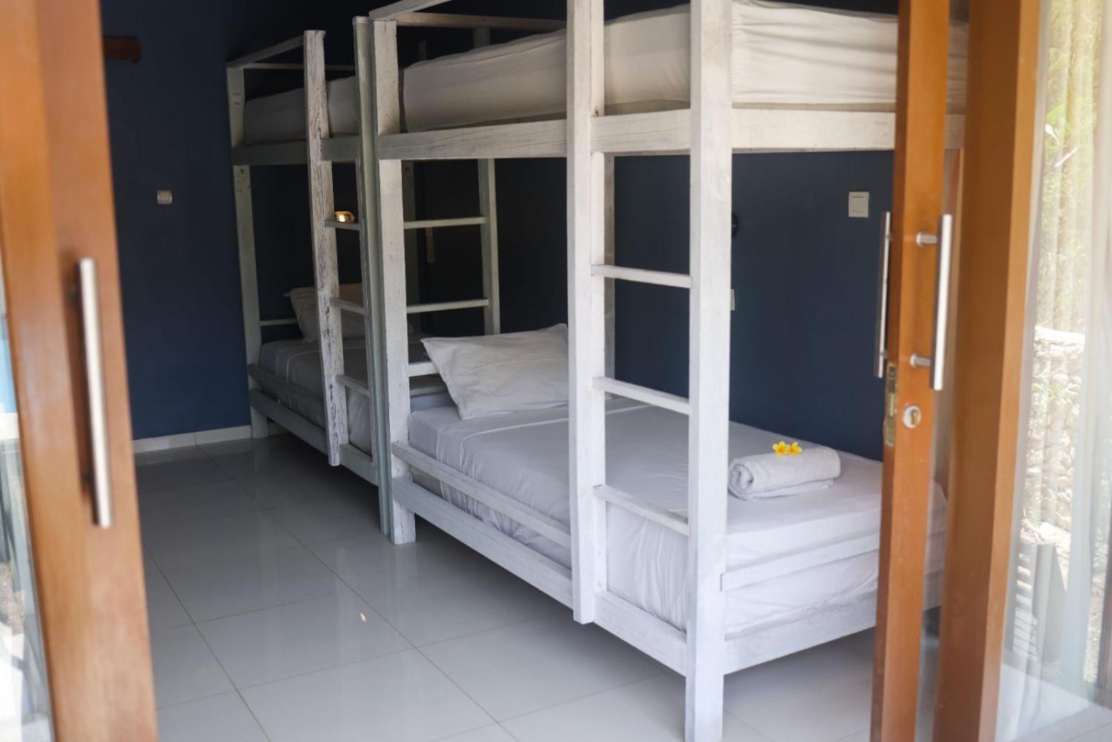 Castaway Island Hostel Lembongan Dış mekan fotoğraf