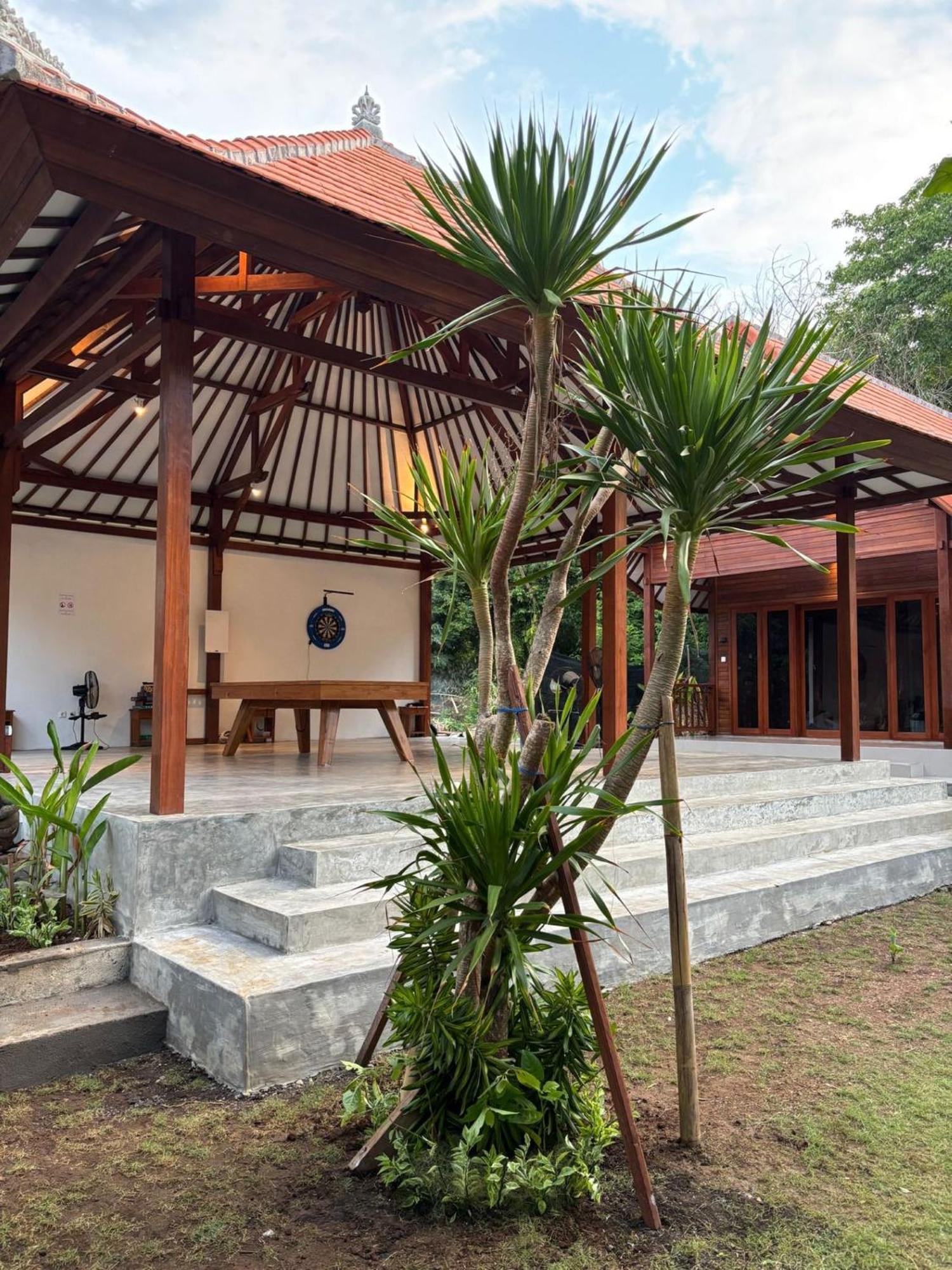 Castaway Island Hostel Nusa Lembongan Dış mekan fotoğraf